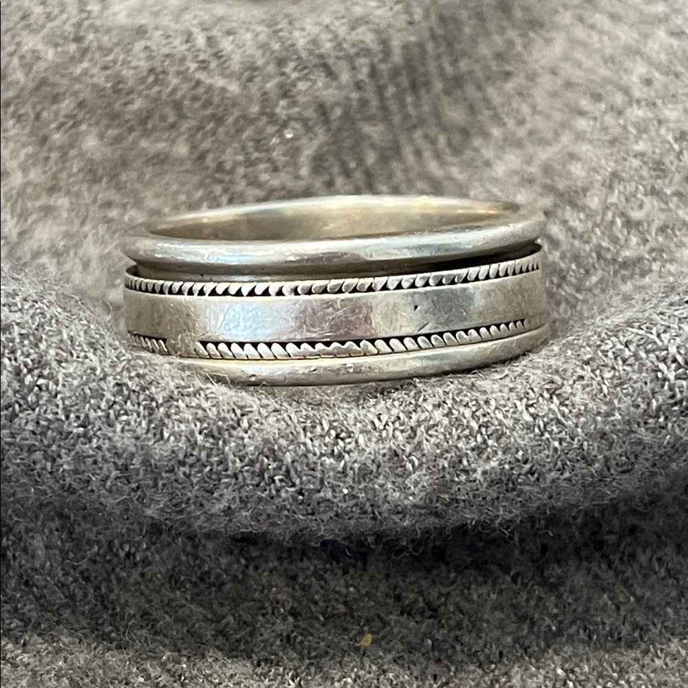 Sterling Mexico Spinner Ring-9.5